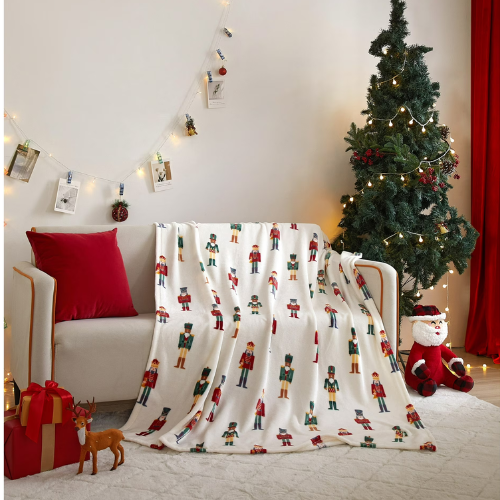 Holiday Time Cozy Christmas Plush Blanket ONLY $5.97 at Walmart - at Walmart